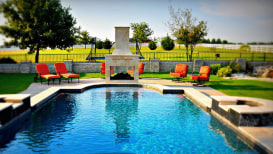Best Backyard Pool Layout Ideas 