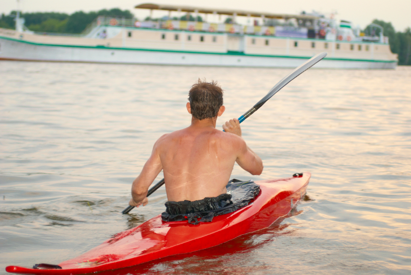 Is There A Winner In the Canoe VS. Kayak Battle? Check!