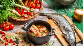 Pesco Mediterranean Diet: What Is It? Nutritionists Helped