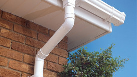 An Easy Guide to Water Harvesting from Rain Gutters