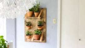 Here Are 45 Creative DIY Wall Planter Ideas
