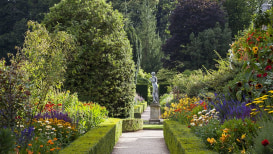 England Garden: A Guide To 11 Beautiful English Gardens